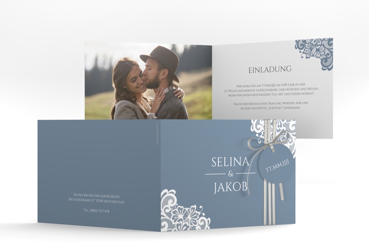 Hochzeitseinladung Vintage A6 Klappkarte quer blau mit floraler Spitze