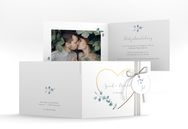 Hochzeitseinladung Greenheart A6 Klappkarte quer gold hochglanz mit elegantem Herz und Eukalyptus-Zweig