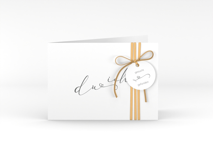 Hochzeitseinladung Zweisamkeit A6 Klappkarte quer weiss hochglanz im minimalistischen Stil mit Aufschrift du & ich