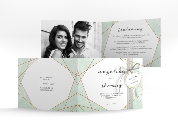 Hochzeitseinladung Asymmetry A6 Klappkarte quer gruen