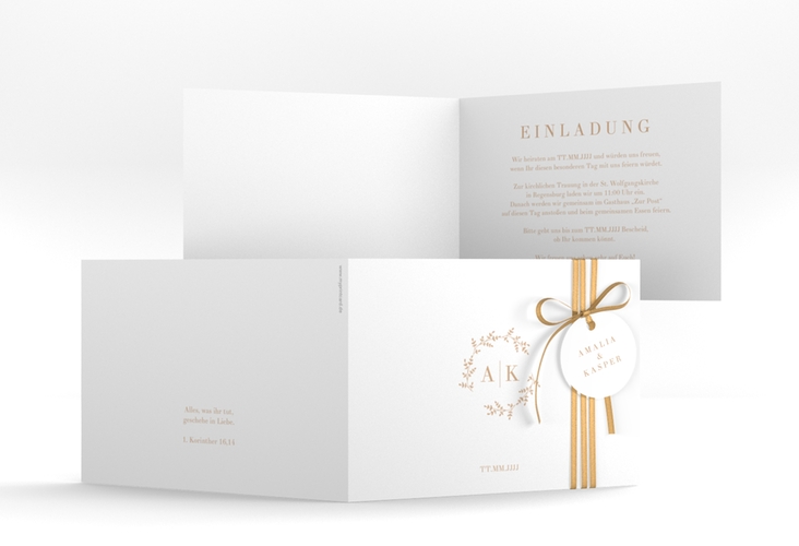 Hochzeitseinladung Filigrana A6 Klappkarte quer beige in reduziertem Design mit Initialen und zartem Blätterkranz