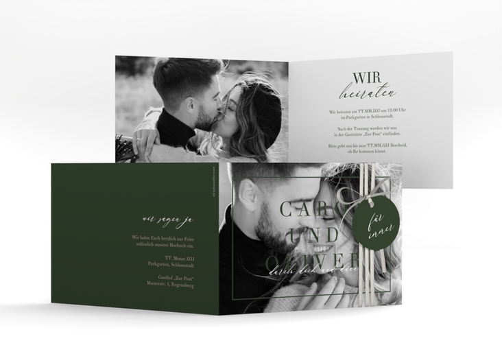 Hochzeitseinladung Moment A6 Klappkarte quer gruen hochglanz mit Schwarzweiß-Foto des Brautpaars