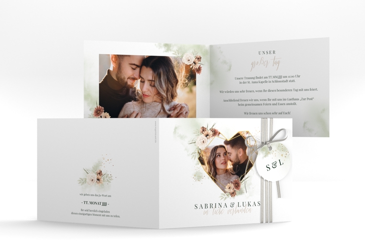 Hochzeitseinladung Odeur A6 Klappkarte quer gruen hochglanz mit Aquarell-Blumen und Foto in Herzform