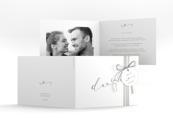 Hochzeitseinladung Zweisamkeit A6 Klappkarte quer weiss hochglanz im minimalistischen Stil mit Aufschrift du & ich
