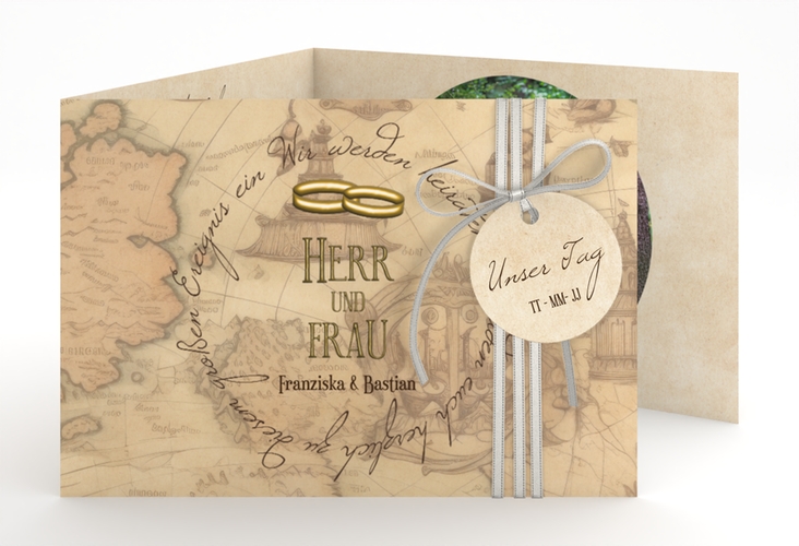 Hochzeitseinladung Zwei Ringe A6 Doppel-Klappkarte mit Eheringen und Fantasy-Landkarte