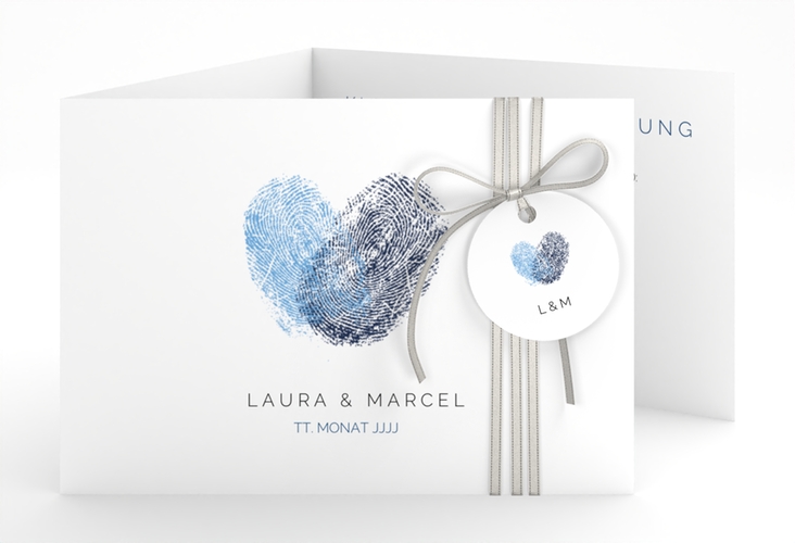 Hochzeitseinladung Fingerprint A6 Doppel-Klappkarte blau hochglanz schlicht mit Fingerabdruck-Motiv