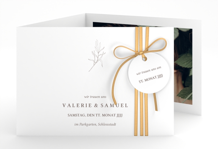 Hochzeitseinladung Ivy A6 Doppel-Klappkarte weiss hochglanz minimalistisch mit kleiner botanischer Illustration