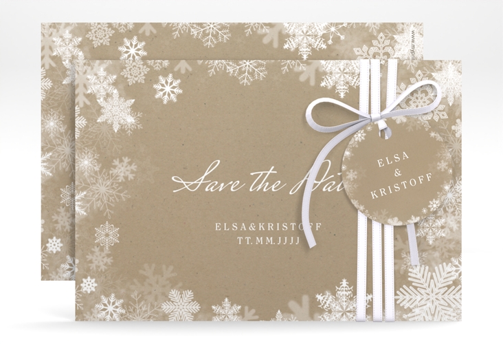 Save the Date-Karte Snowfall A6 Karte quer Kraftpapier mit Schneeflocken für Winterhochzeit