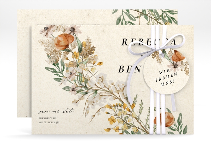 Save the Date-KarteWildfang A6 Karte quer beige mit getrockneten Wiesenblumen