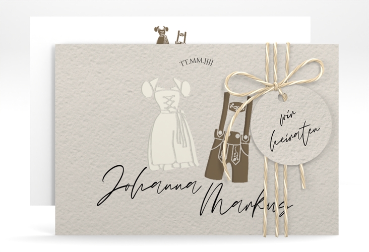 Save the Date-Karte Trachtenhochzeit A6 Karte quer beige hochglanz mit Dirndl und Lederhose