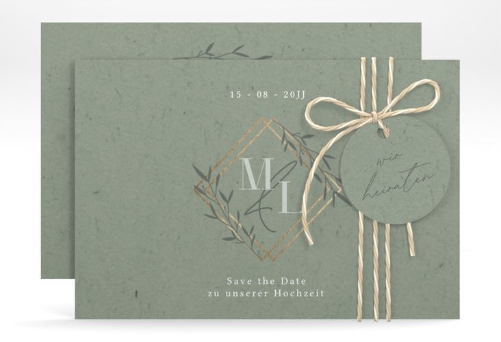 Save the Date-Karte Greenletter A6 Karte quer mit Initialen in elegantem Goldrahmen mit Blättern