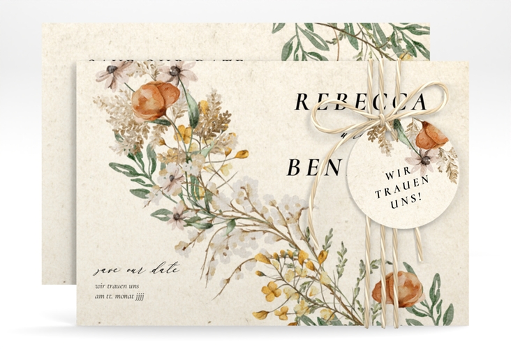 Save the Date-KarteWildfang A6 Karte quer beige mit getrockneten Wiesenblumen