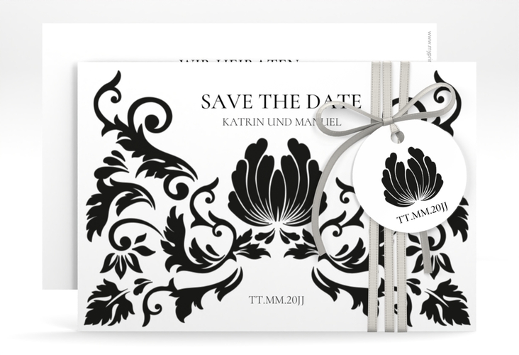 Save the Date-Karte Royal A6 Karte quer weiss mit barockem Blumen-Ornament