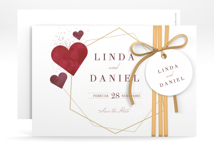Save the Date-Karte Herzlich A6 Karte quer gold hochglanz mit Goldrahmen und roten Herzen