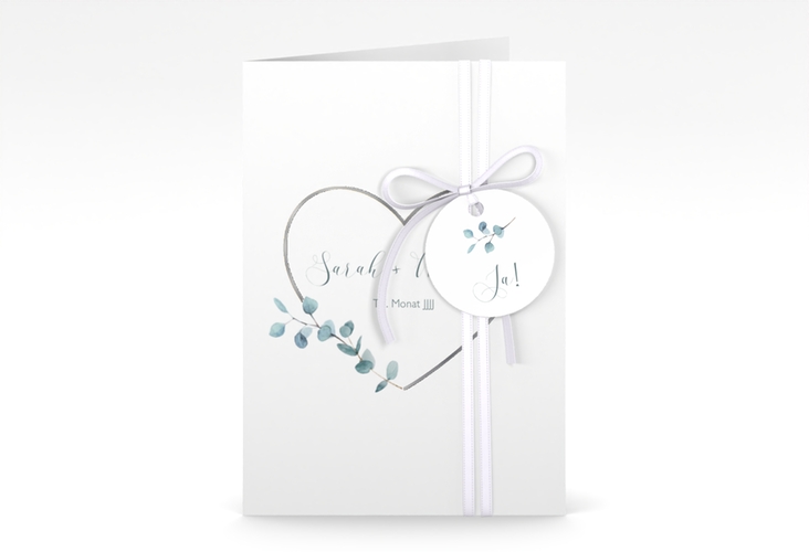 Einladungskarte Hochzeit Greenheart A6 Klappkarte hoch silber mit elegantem Herz und Eukalyptus-Zweig