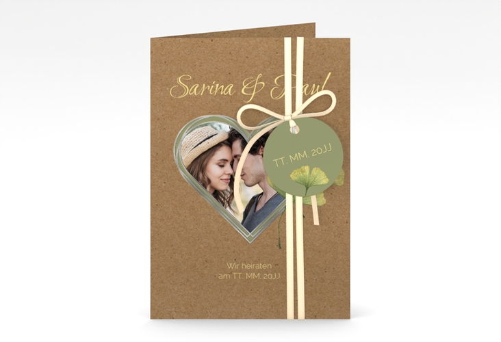 Einladungskarte Hochzeit Ginko A6 Klappkarte hoch silber mit Herz und zwei Ginkgo-Blättern