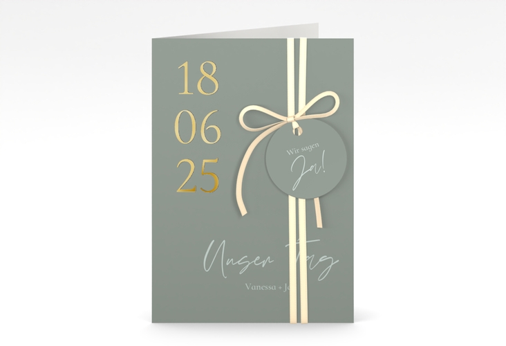 Einladungskarte Hochzeit Day A6 Klappkarte hoch gold mit Datum im minimalistischen Design