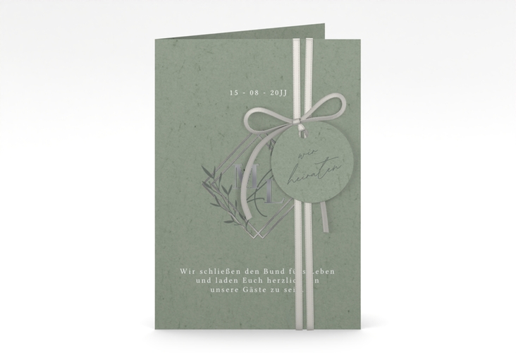 Hochzeitseinladung Greenletter A6 Klappkarte hoch silber mit Initialen in elegantem Goldrahmen mit Blättern
