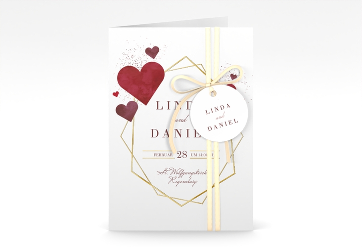 Einladungskarte Hochzeit Herzlich A6 Klappkarte hoch gold gold mit Goldrahmen und roten Herzen