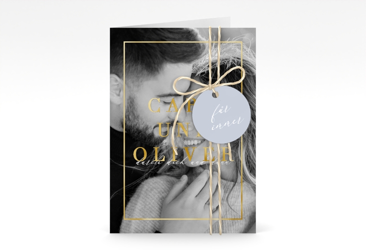 Einladungskarte Hochzeit Moment A6 Klappkarte hoch blau gold
