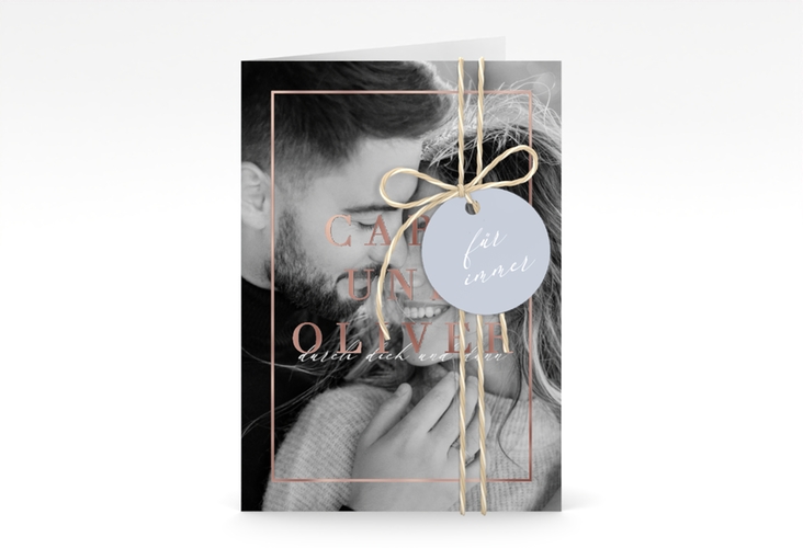 Einladungskarte Hochzeit Moment A6 Klappkarte hoch blau rosegold