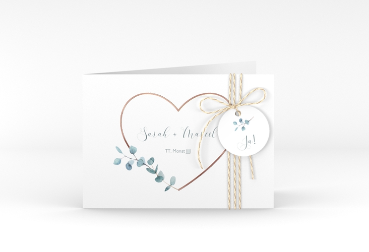 Hochzeitseinladung Greenheart A6 Klappkarte quer rosegold mit elegantem Herz und Eukalyptus-Zweig