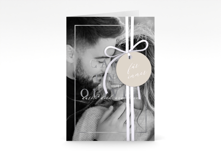 Einladungskarte Hochzeit Moment A6 Klappkarte hoch beige silber