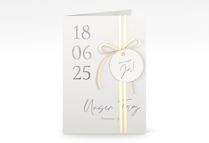 Einladungskarte Hochzeit Day A6 Klappkarte hoch weiss silber mit Datum im minimalistischen Design