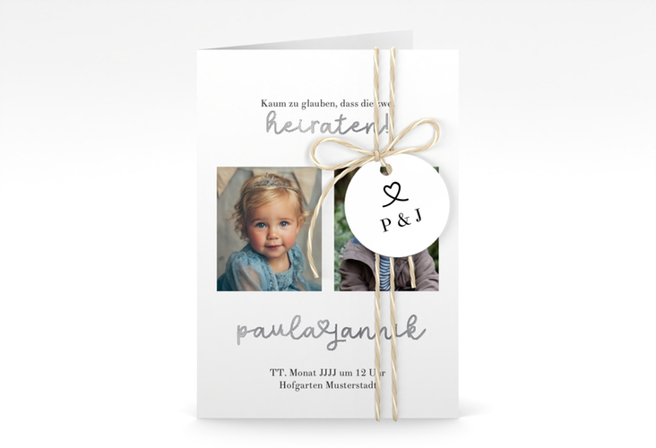 Einladungskarte Hochzeit Kindheitsfotos A6 Klappkarte hoch weiss silber