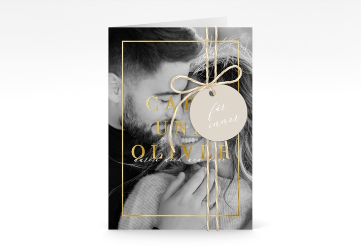 Einladungskarte Hochzeit Moment A6 Klappkarte hoch beige gold