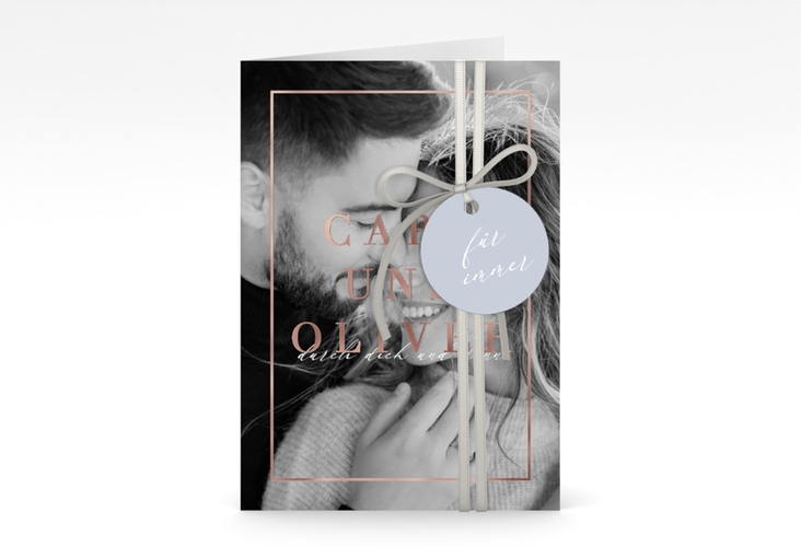Einladungskarte Hochzeit Moment A6 Klappkarte hoch blau rosegold