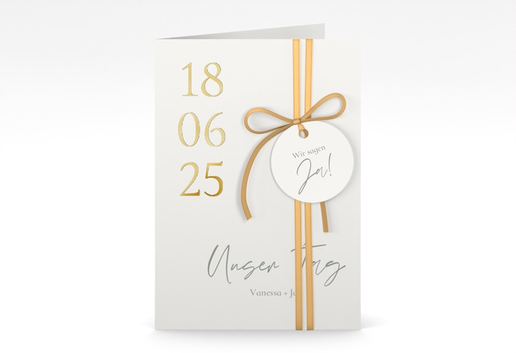 Einladungskarte Hochzeit Day A6 Klappkarte hoch weiss gold mit Datum im minimalistischen Design