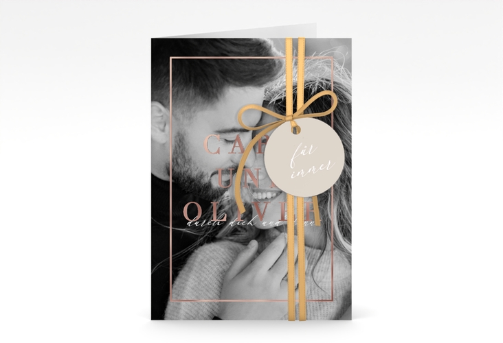 Einladungskarte Hochzeit Moment A6 Klappkarte hoch beige rosegold