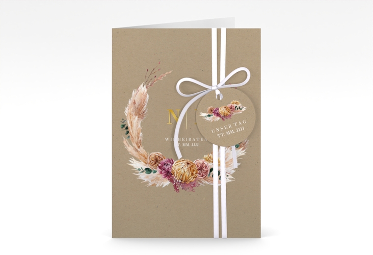Einladungskarte Hochzeit Bohochic A6 Klappkarte hoch Kraftpapier gold mit Gräsern und Trockenblumen für Boho-Hochzeit