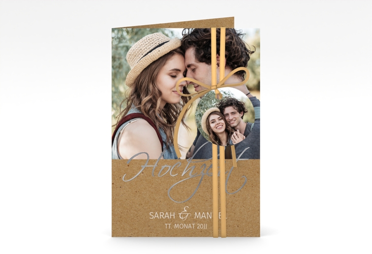 Einladungskarte Hochzeit Big Picture A6 Klappkarte hoch Kraftpapier silber mit Foto des Brautpaars