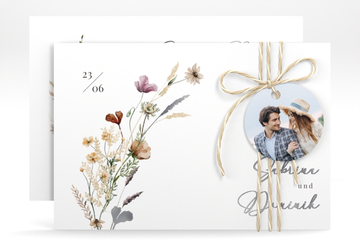 Save the Date-Karte Sauvages A6 Karte quer silber mit getrockneten Wiesenblumen