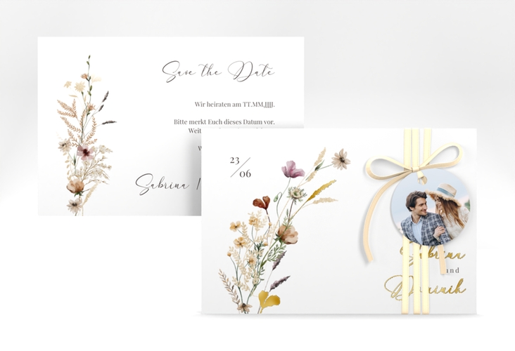 Save the Date-Karte Sauvages A6 Karte quer gold mit getrockneten Wiesenblumen