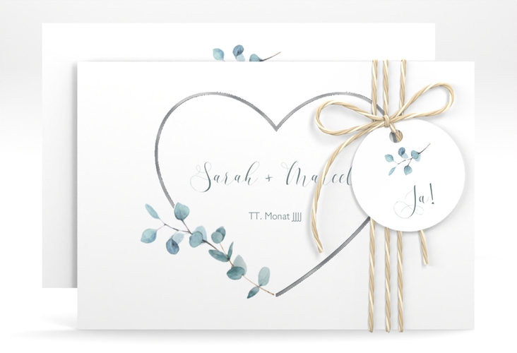 Save the Date-Karte Greenheart A6 Karte quer grau silber mit elegantem Herz und Eukalyptus-Zweig