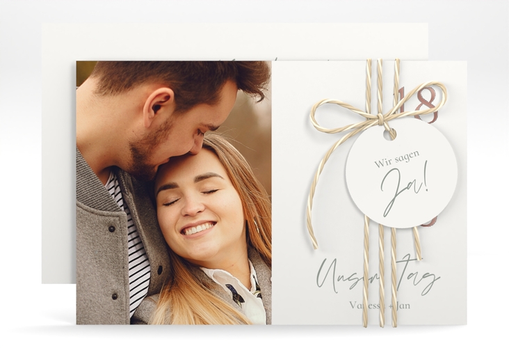 Save the Date-Karte Day A6 Karte quer weiss rosegold mit Datum im minimalistischen Design