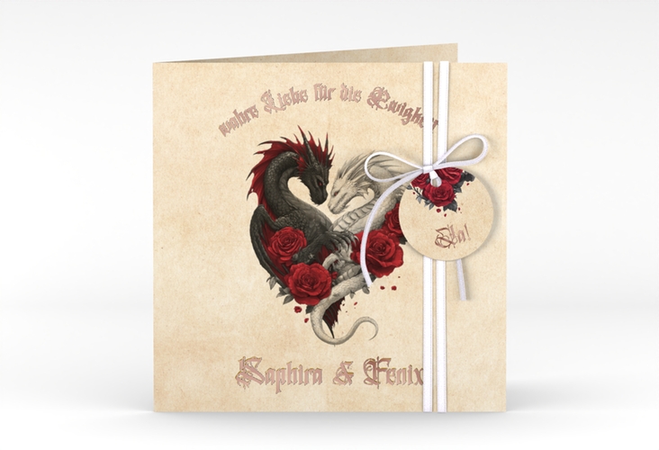 Hochzeitseinladung Drachenliebe quadr. Klappkarte rosegold mit schwarzem und weißem Drachen zu einem Herz verschlungen
