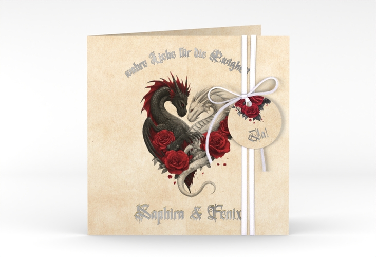 Hochzeitseinladung Drachenliebe quadr. Klappkarte silber mit schwarzem und weißem Drachen zu einem Herz verschlungen