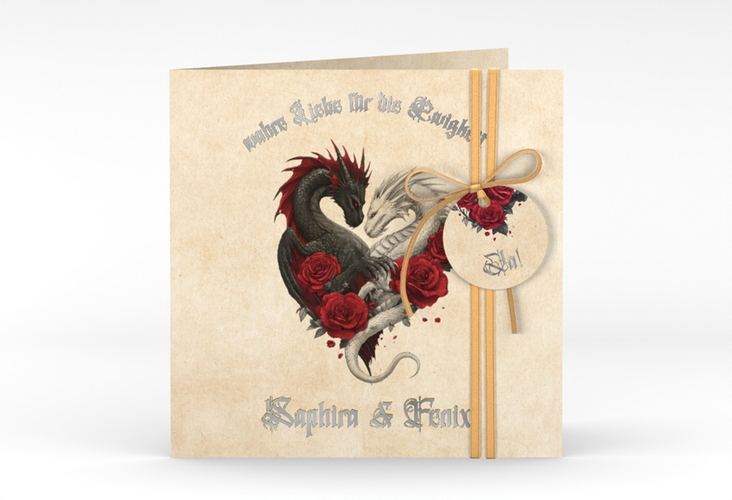Hochzeitseinladung Drachenliebe quadr. Klappkarte silber mit schwarzem und weißem Drachen zu einem Herz verschlungen