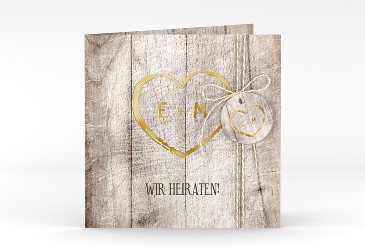Hochzeitseinladung Wood quadr. Klappkarte weiss gold in Holz-Optik mit Herz und Initialen