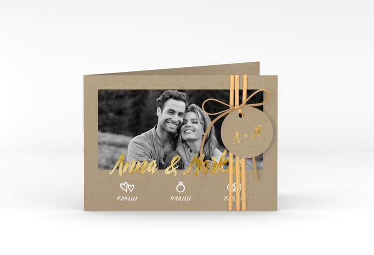 Hochzeitseinladung Icons A6 Klappkarte quer gold in Kraftpapier-Optik mit Foto