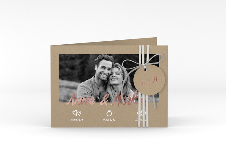 Hochzeitseinladung Icons A6 Klappkarte quer rosegold in Kraftpapier-Optik mit Foto