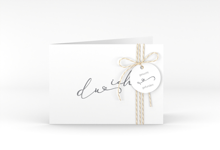 Hochzeitseinladung Zweisamkeit A6 Klappkarte quer weiss silber im minimalistischen Stil mit Aufschrift du & ich