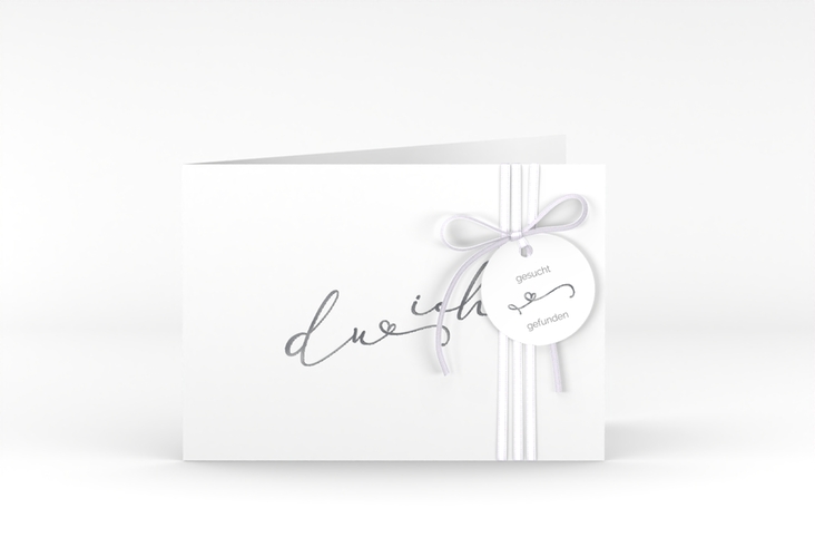 Hochzeitseinladung Zweisamkeit A6 Klappkarte quer weiss silber im minimalistischen Stil mit Aufschrift du & ich