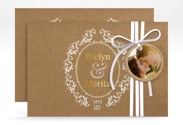 Save the Date-Karte Gypsophila A6 Karte quer gold im Vintage-Stil mit Blumenkranz aus Schleierkraut