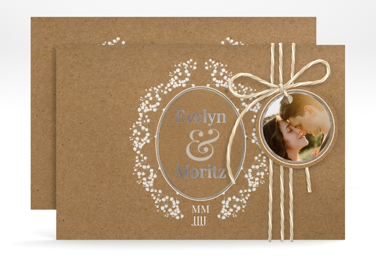 Save the Date-Karte Gypsophila A6 Karte quer silber im Vintage-Stil mit Blumenkranz aus Schleierkraut