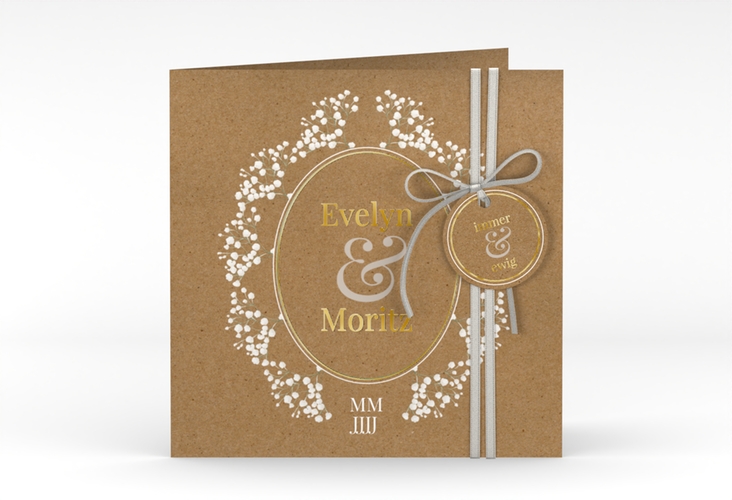 Hochzeitseinladung Gypsophila quadr. Klappkarte Kraftpapier gold im Vintage-Stil mit Blumenkranz aus Schleierkraut